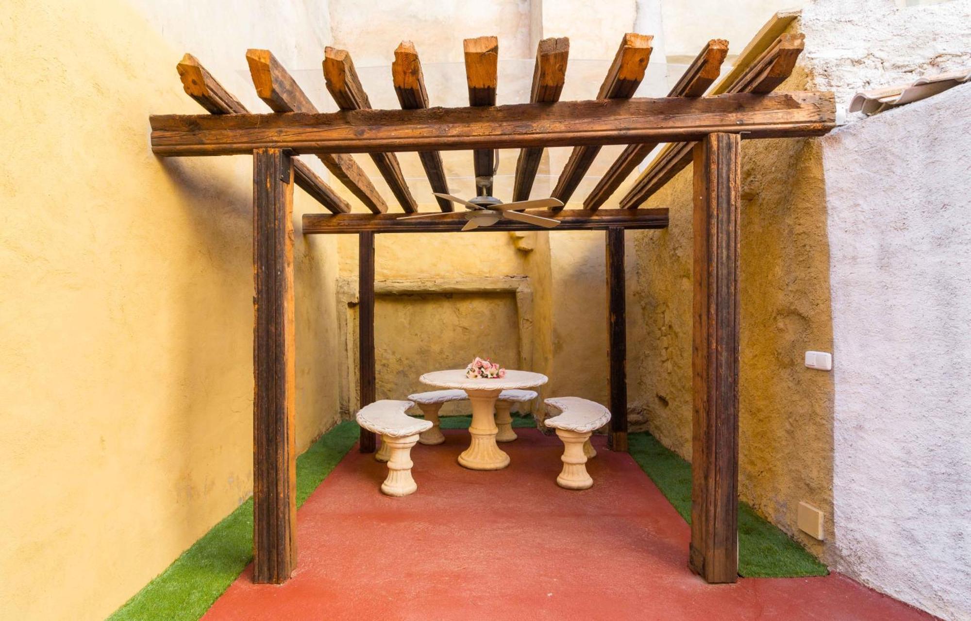Hotel Rey Mundo Munébrega Exteriér fotografie